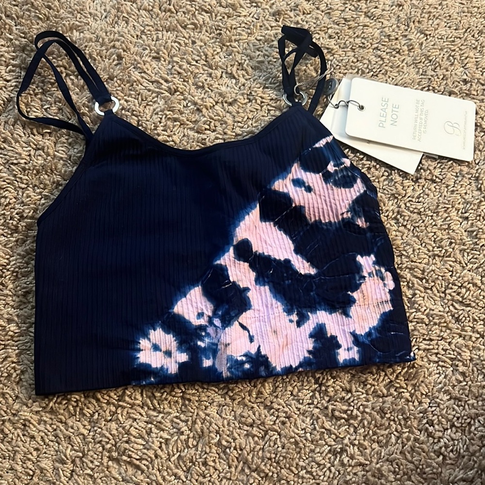 Bombshell top
